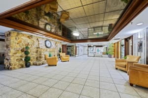 665 195th St , Miami, FL 33179 - MLS#A11991928