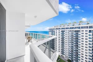 2401 Collins Ave , Miami Beach, FL 33140 - MLS#A11991958
