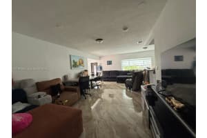 625 E 8th Ln Hialeah, FL 33010 - MLS#A11991960