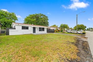 7570 Venetian St Miramar, FL 33023 - MLS#A11991981