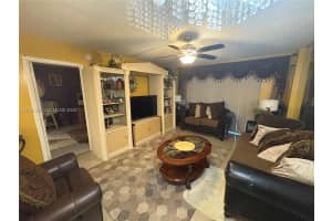 4152 Inverrary Dr , Lauderhill, FL 33319 - MLS#A11991994