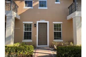 14733 Sw 11th St 14733, Pembroke Pines