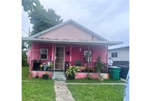 3099 Nw 51st St, Miami