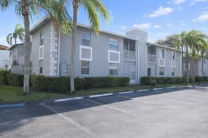 422 210th Circle Ter , Miami, FL 33179 - MLS#A11992025