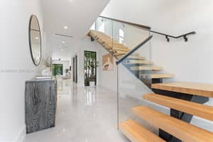 1122 Ne 10th Ave B Fort Lauderdale, FL 33304 - MLS#A11992043