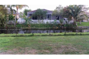 7960 14th St , Pembroke Pines, FL 33024 - MLS#A11992046