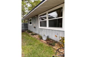 1125 Sw 15th Ave Sw Vero Beach, FL 32962 - MLS#A11992065