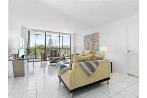 20379 W Country Club Dr 536 Aventura, FL 33180 - MLS#A11992115