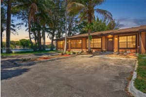10351 Juniper Ct, Pembroke Pines, FL 33026, - MLS#A11992146