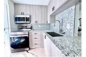 1701 Ne 191st St A108, Miami