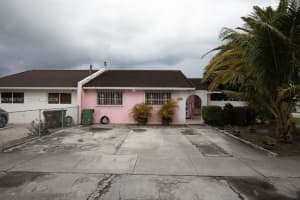 1261 43rd Pl , Hialeah, FL 33012 - MLS#A11992157