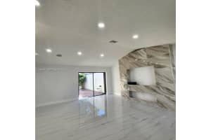 9088 Sw 22nd St E Boca Raton, FL 33428 - MLS#A11992172