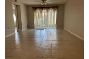 12550 15 St , Pembroke Pines, FL 33027 - MLS#A11992173