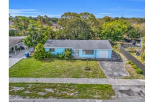 5020 Nw 182nd St, Miami Gardens