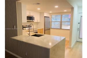 2402 Antigua Cir H1, Coconut Creek