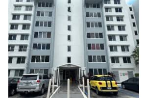 9001 Sw 77 Avenue C705, Miami