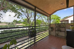 4 Vía De Casas Sur APT 202, Boynton Beach, FL 33426, - MLS#A11992245