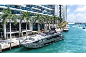 200 Biscayne Boulevard Way 3311, Miami