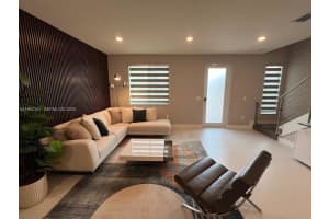 10355 66th St , Doral, FL 33178 - MLS#A11992341