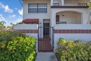 101 Lincoln Ct 101 Deerfield Beach, FL 33442 - MLS#A11992354