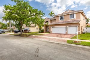 337 SW 188th Terrace, Pembroke Pines, FL 33029, - MLS#A11992357