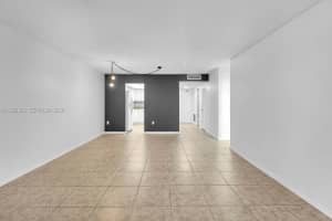 18011 Biscayne Blvd 903 Aventura, FL 33160 - MLS#A11992363