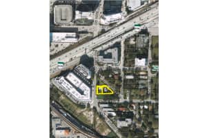 1226 11th St Road, Miami, FL 33136 - MLS#A11992379