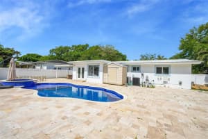 30 Bentley Dr , Miami Springs, FL 33166 - MLS#A11992398