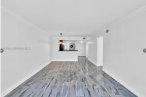 8900 Collins Ave 304 Surfside, FL 33154 - MLS#A11992418