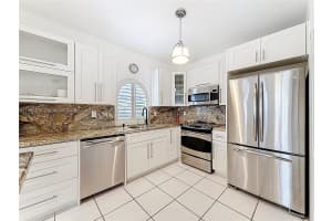 9008 Collins Ave , Surfside, FL 33154 - MLS#A11992425