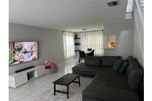4731 Grapevine Wy, Davie, FL 33331, Sold 06/09/26