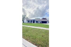 2356 Royal Oaks Blvd , Kissimmee, FL 34744 - MLS#A11992433