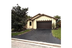 2159 Baton Rouge 2159, Weston