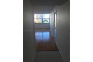 1200 Miami Gardens Dr , Miami, FL 33179 - MLS#A11992485