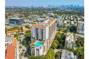 888 Douglas Rd APT 807, Coral Gables, FL 33134, - MLS#A11992540