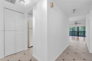 1021 Mockingbird Ln APT 302, Plantation, FL 33324, - MLS#A11992560