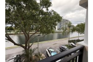 3245 184th St , Aventura, FL 33160 - MLS#A11992601