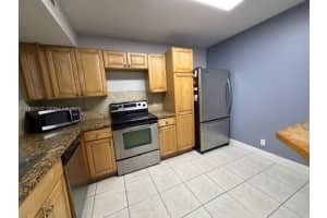 8901 Wiles Rd 103 Coral Springs, FL 33067 - MLS#A11992612