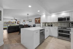 850 Sw 138th Ave 111d, Pembroke Pines