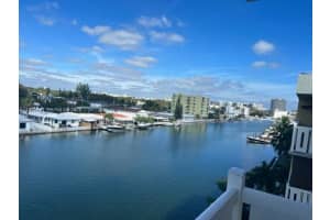 7900 Tatum Waterway Dr , Miami Beach, FL 33141 - MLS#A11992681