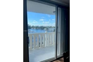 7900 Tatum Waterway Dr , Miami Beach, FL 33141 - MLS#A11992681