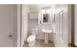 301 Pine Island Rd , Plantation, FL 33324 - MLS#A11992682