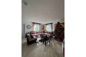 10973 53rd Ln , Doral, FL 33178 - MLS#A11992695