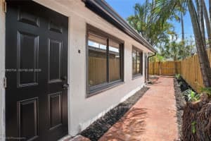 907 15th Ter , Fort Lauderdale, FL 33312 - MLS#A11992704