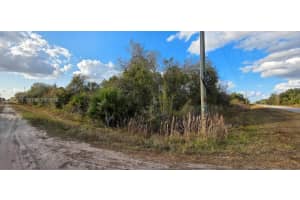 19205 Nw 276 St Okeechobee, FL 34972 - MLS#A11992801