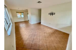 7023 SW 2nd St #7023, Miami, FL 33144, - MLS#A11992838