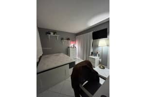 17000 NW 67th Ave APT 123, Hialeah, FL 33015, - MLS#A11992839
