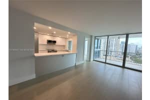 2655 Collins Ave , Miami Beach, FL 33140 - MLS#A11992848