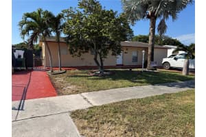 19220 Nw 51st Ave Miami Gardens, FL 33055 - MLS#A11992858