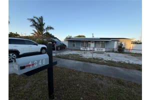 1840 Nw 33rd Ter Lauderhill, FL 33311 - MLS#A11992906